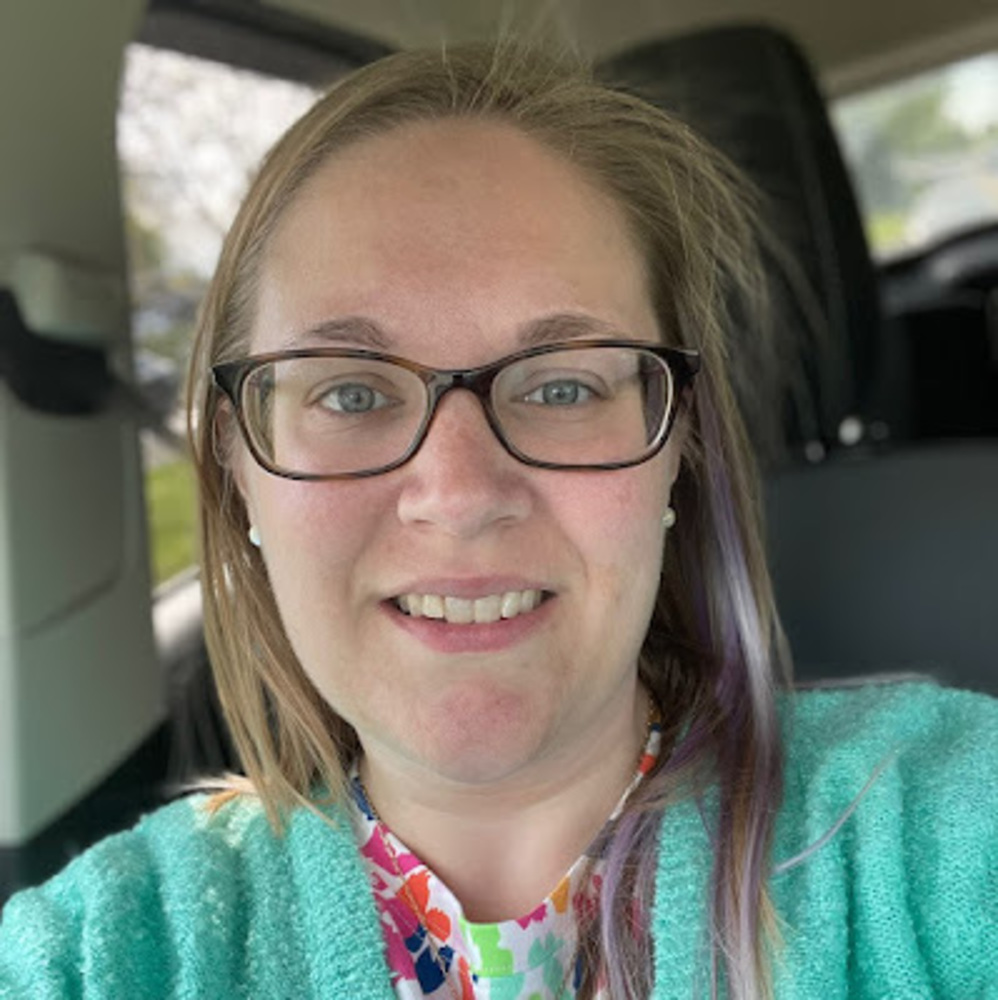 Meet your Posher, Brittney